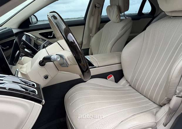 Mercedes-Benz S 500