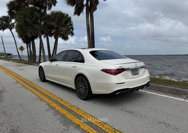 Mercedes-Benz S 500