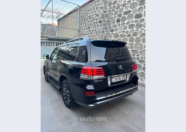 Lexus LX 570