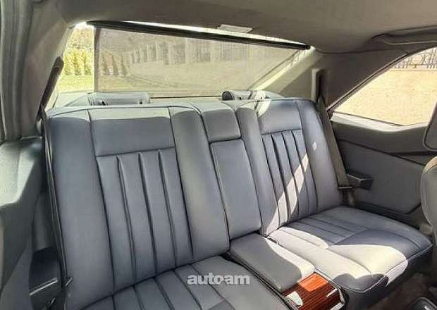 Mercedes-Benz 124