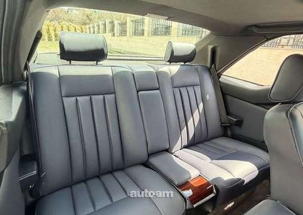 Mercedes-Benz 124