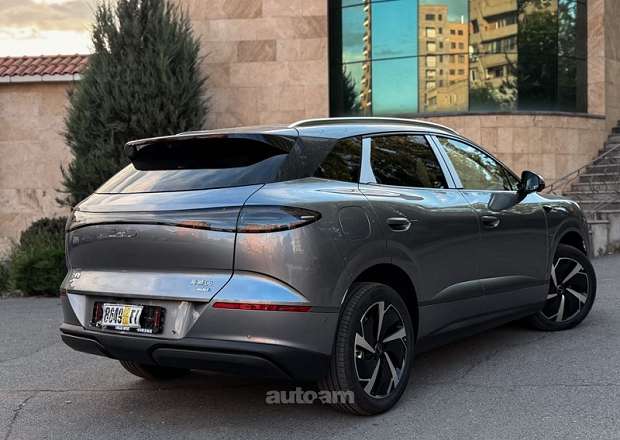 BYD SEA Lion 06