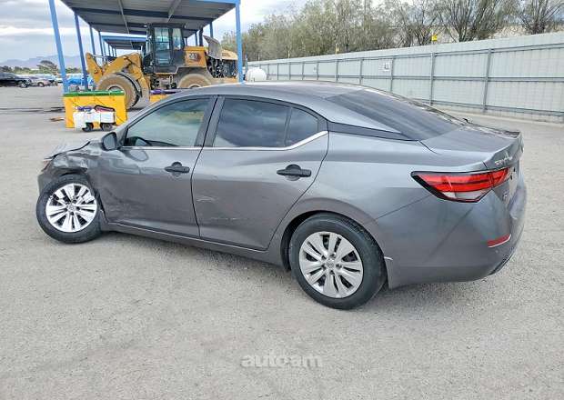 Nissan Sentra