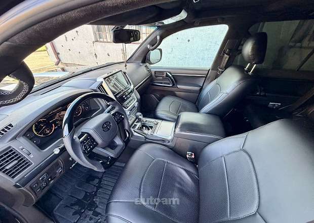 Toyota Land Cruiser 200 2009 — լուսանկար 10