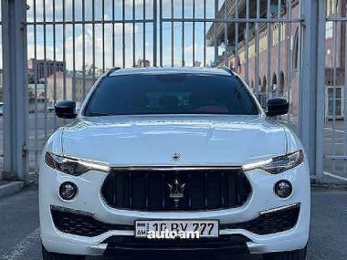 Maserati Levante  2022 