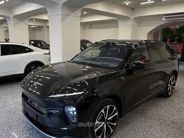 Nio EL8  2025 