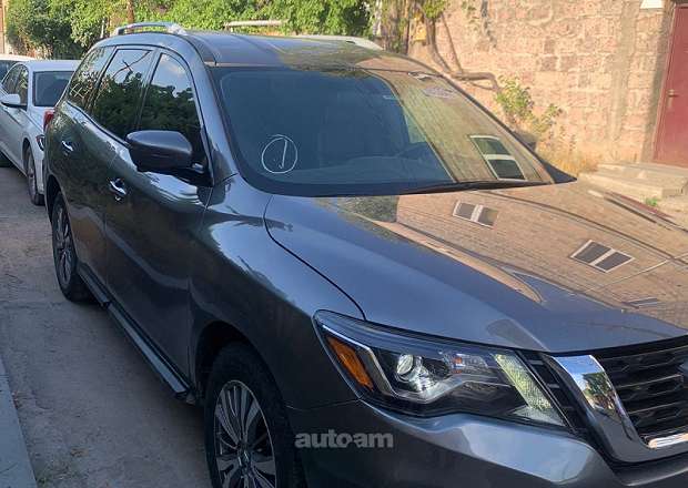 Nissan Pathfinder