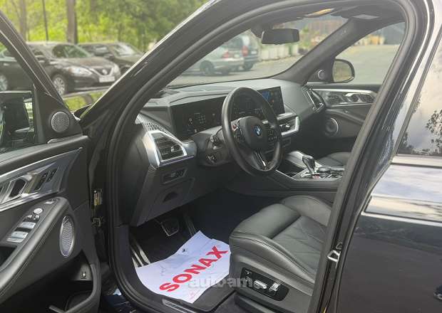 BMW XM