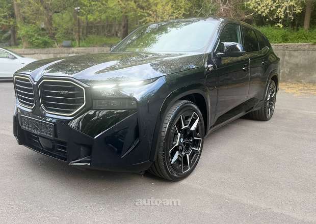 BMW XM