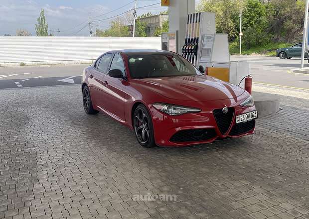 Alfa Romeo Giulia