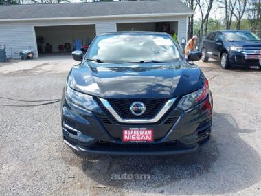 Nissan Rogue  2020 