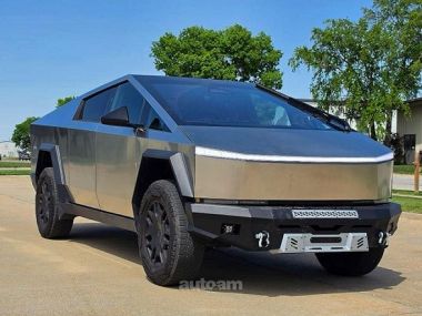 Tesla Cybertruck  2024 