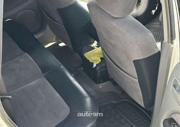 Mitsubishi Airtrek
