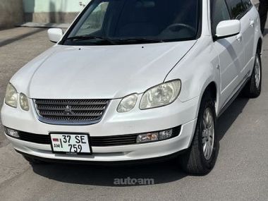 Mitsubishi Airtrek  2002 