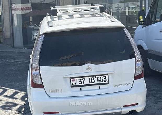 Mitsubishi Grandis