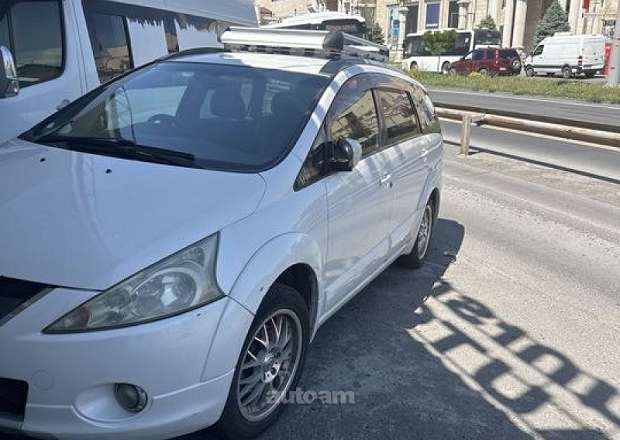 Mitsubishi Grandis