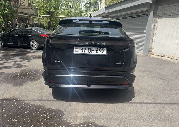 Nissan Ariya