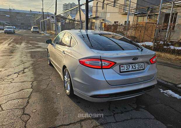 Ford Fusion