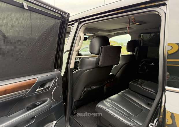 Lexus LX 570