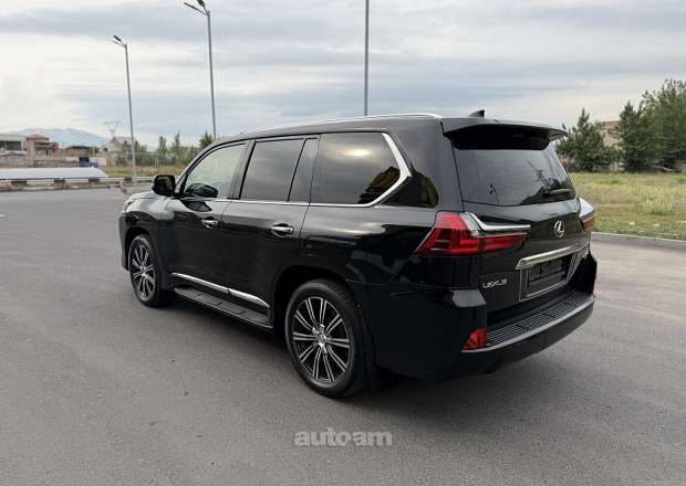 Lexus LX 570