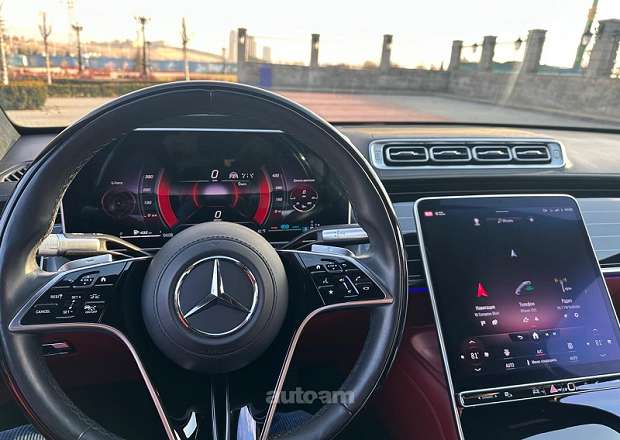 Mercedes-Benz S 500