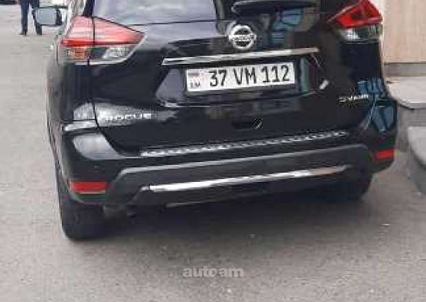 Nissan Rogue