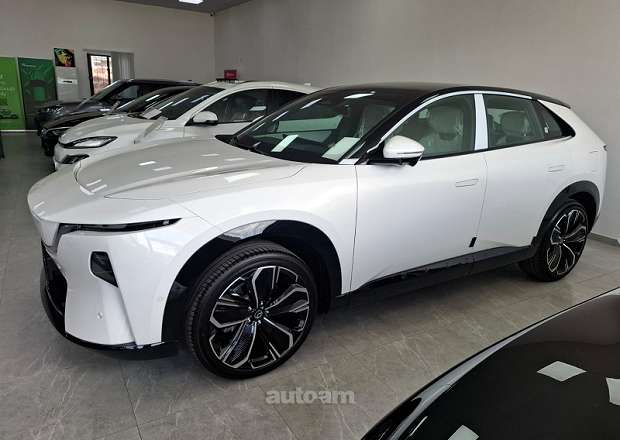Mazda EZ-60