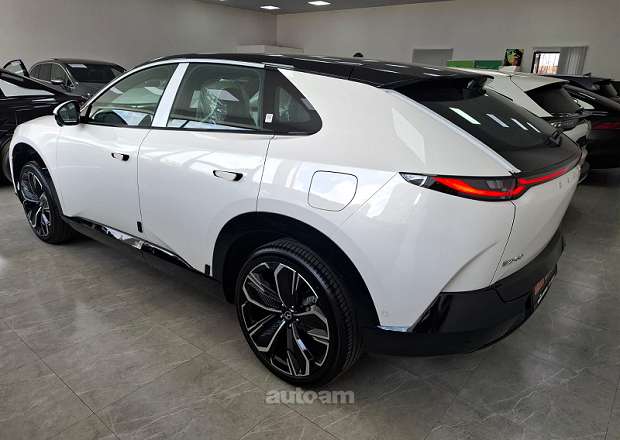 Mazda EZ-60