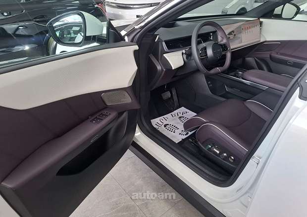 Mazda EZ-60