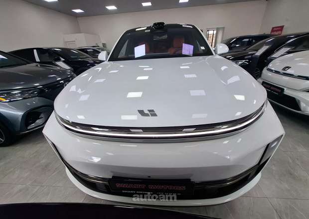 Lixiang Li L7