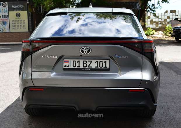 Toyota Bz4X