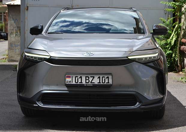 Toyota Bz4X