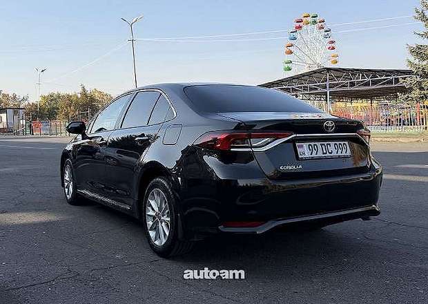 Toyota Corolla 2019 — photo 4