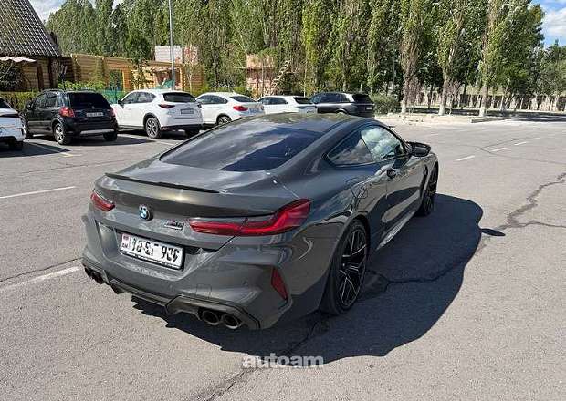 BMW M8