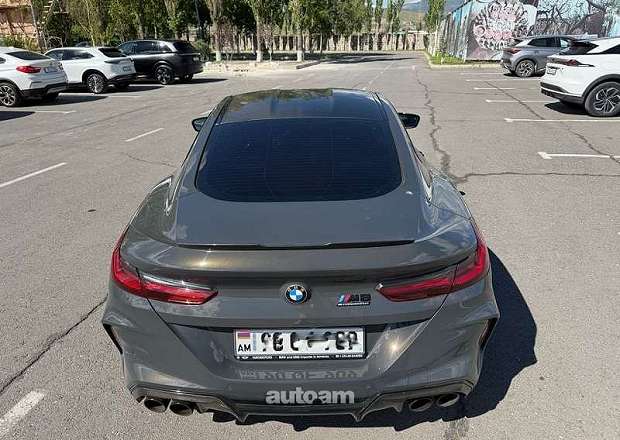 BMW M8