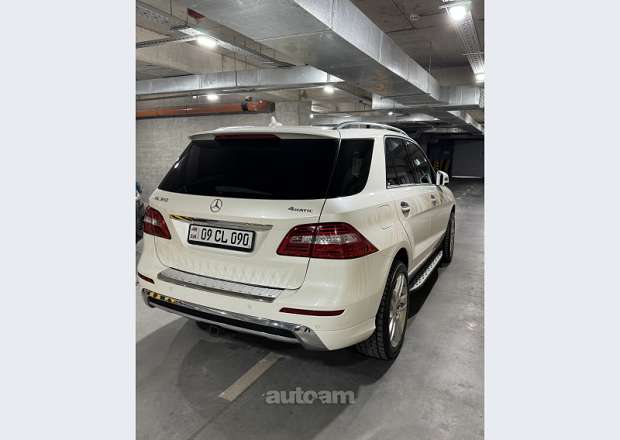 Mercedes-Benz ML 350