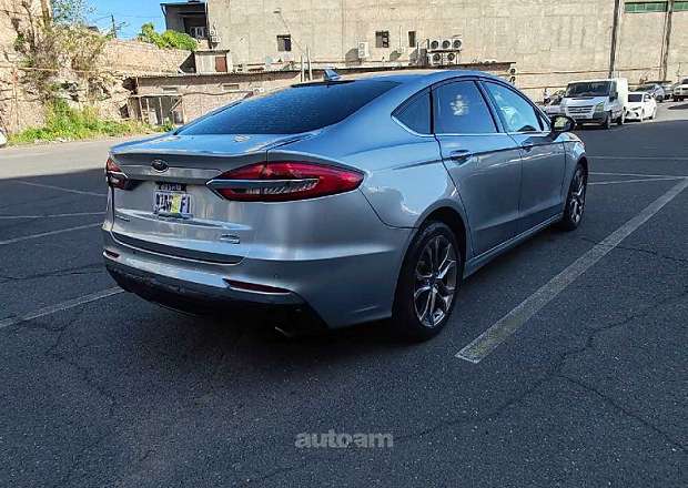 Ford Fusion