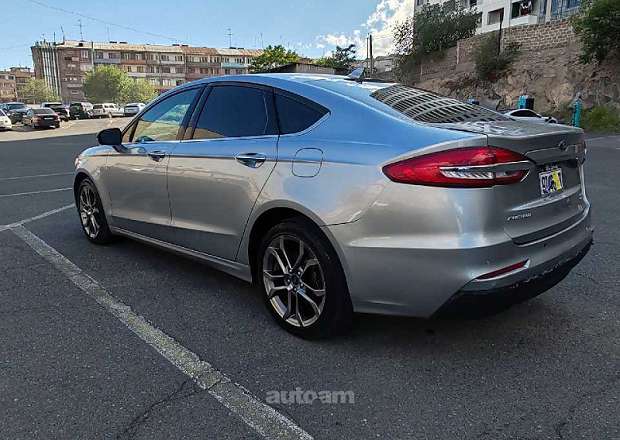 Ford Fusion