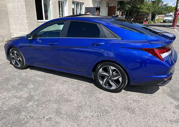 Hyundai Elantra 2021 — photo 1