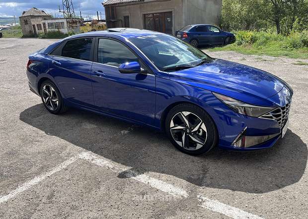 Hyundai Elantra 2021 — photo 2