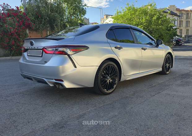 Toyota Camry 2020 — լուսանկար 4