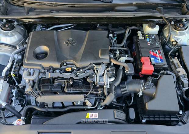 Toyota Camry 2020 — լուսանկար 12