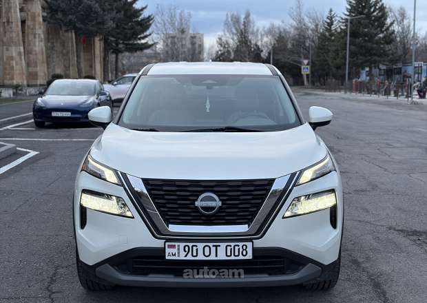 Nissan Rogue