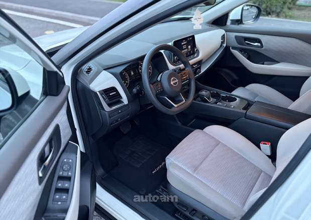 Nissan Rogue