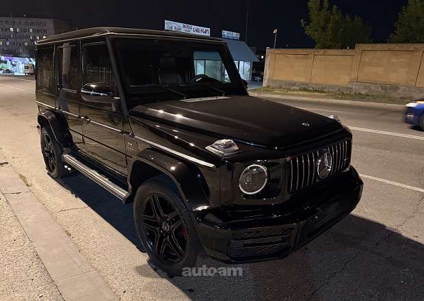 Mercedes-Benz G 500
