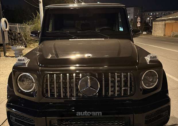Mercedes-Benz G 500
