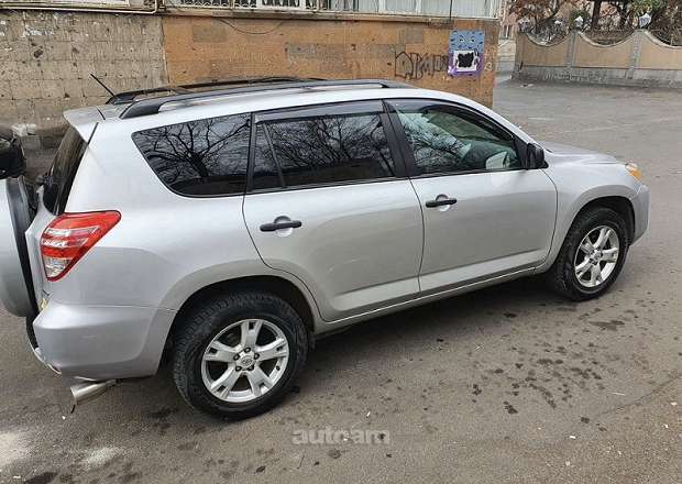 Toyota Rav 4