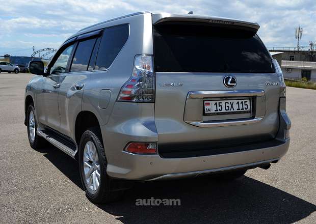 Lexus GX 460 2022 — photo 15