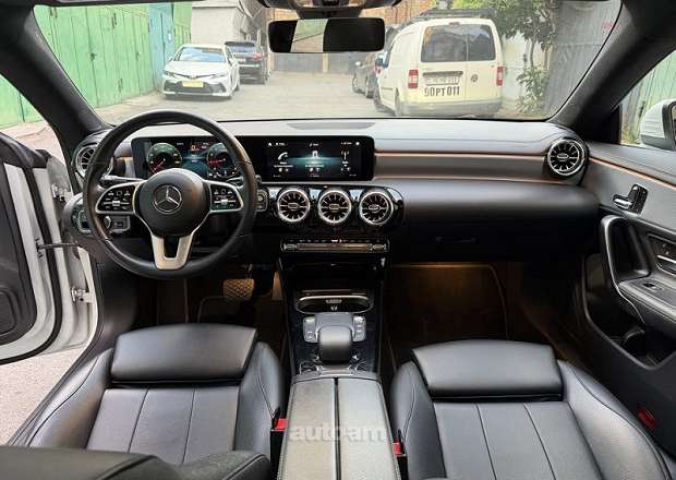 Mercedes-Benz CLA 250