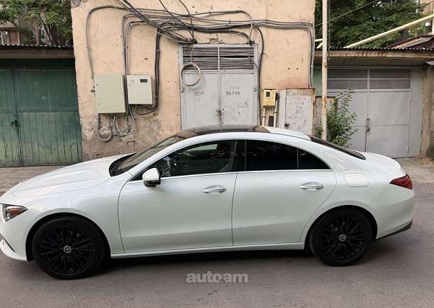 Mercedes-Benz CLA 250